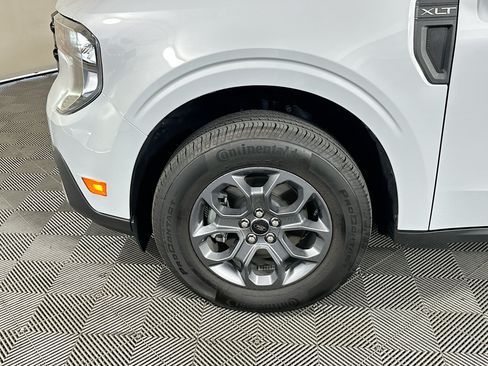 Used 2025 Ford Maverick XLT FWD image 11