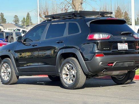 Used 2022 Jeep Cherokee Trailhawk w/ Technology Group B image 6