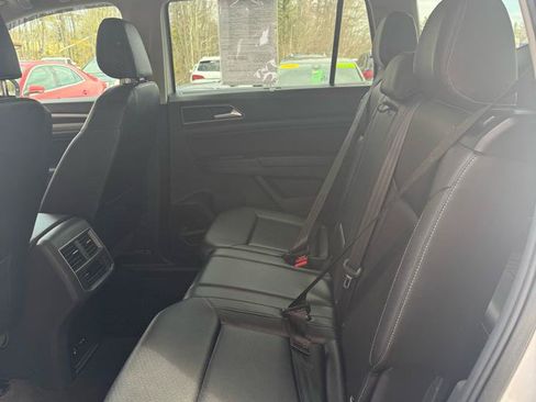Used 2019 Volkswagen Atlas SEL AWD/4WD image 16