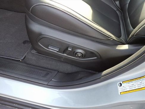 New 2025 Jeep Grand Cherokee L Limited image 8