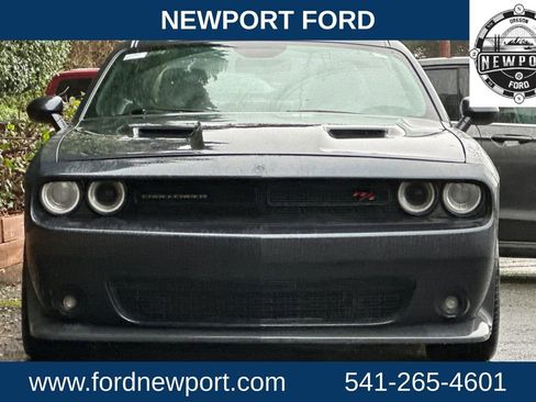 Used 2018 Dodge Challenger R/T Scat Pack w/ Leather Interior Group image 8