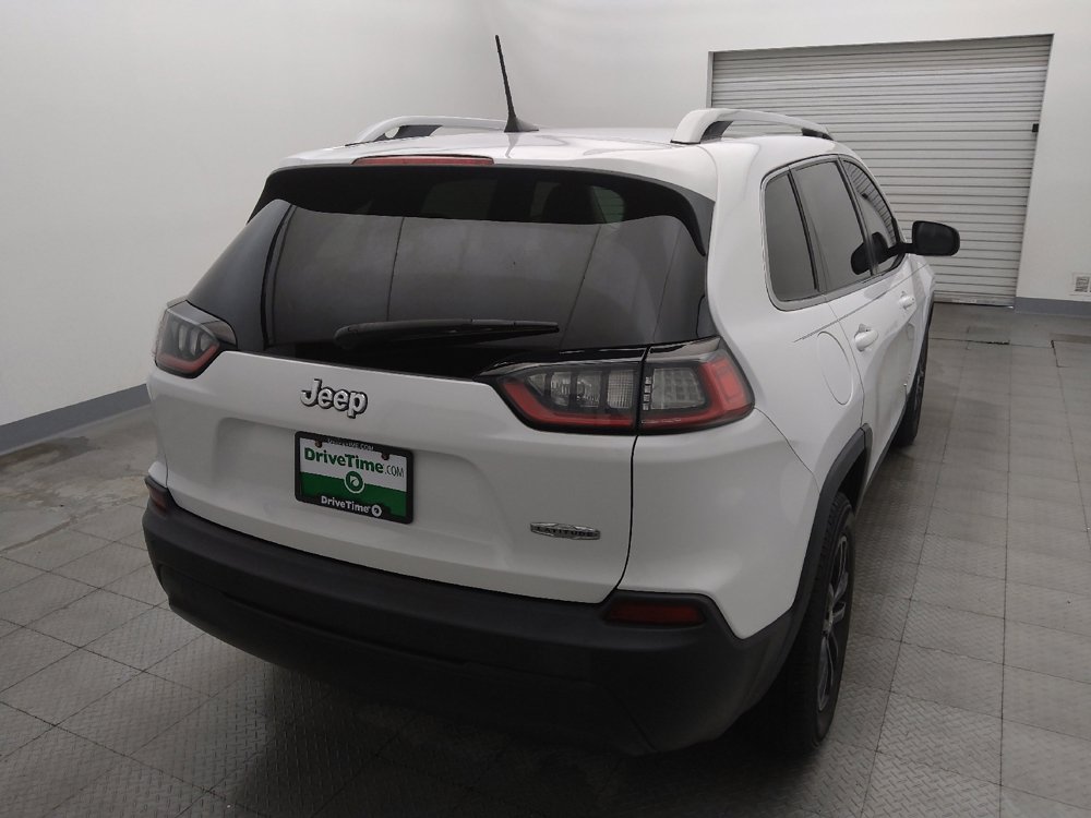 Used 2019 Jeep Cherokee Latitude Plus w/ Comfort/Convenience Group FWD image 7
