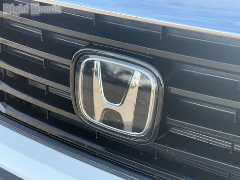 Used 2023 Honda Ridgeline RTL-E image 32