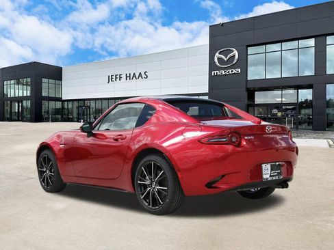 New 2026 MAZDA MX-5 Miata RF Grand Touring image 2