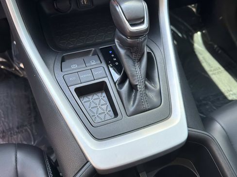 Used 2023 Toyota RAV4 XLE Premium FWD image 23