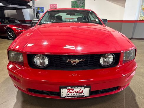 Used 2005 Ford Mustang GT Premium image 29