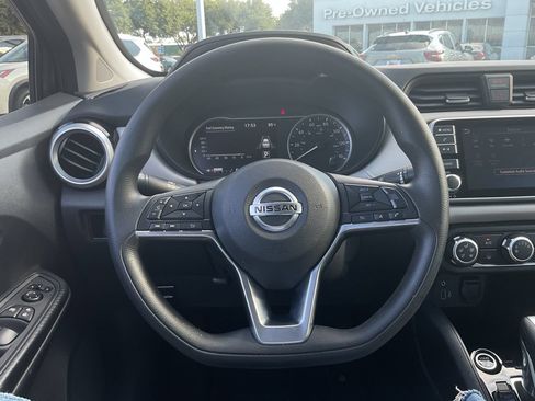 Used 2020 Nissan Versa SV FWD image 23