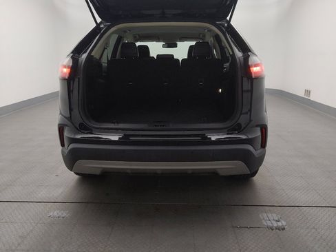 Used 2022 Ford Edge SEL image 29