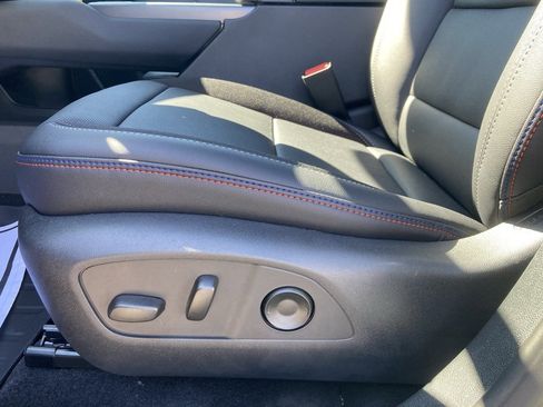 New 2025 Chevrolet Equinox EV RS w/ Convenience Package II image 10