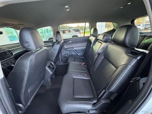 Used 2021 Volkswagen Atlas SE image 18