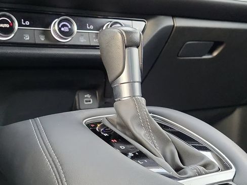 Used 2023 Honda HR-V EX-L image 26