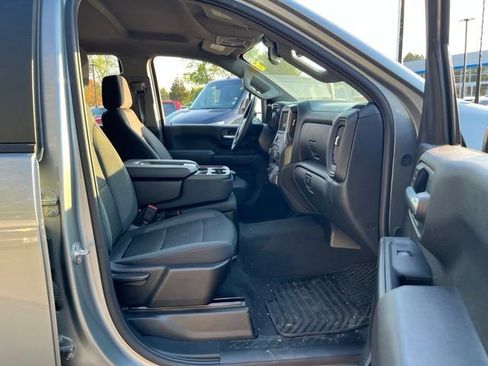 Used 2025 Chevrolet Silverado 2500 Custom w/ Custom Value Package AWD/4WD image 21