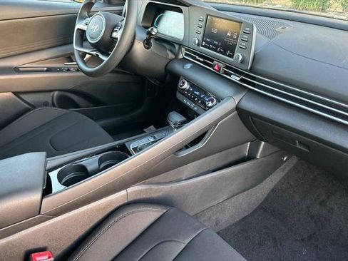 New 2026 Hyundai Elantra Blue image 12