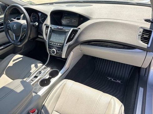 Used 2018 Acura TLX V6 w/ Technology Package FWD image 13