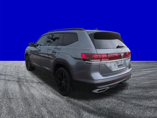 Used 2025 Volkswagen Atlas SE FWD image 6