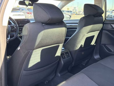 Used 2018 Honda Accord EX image 20