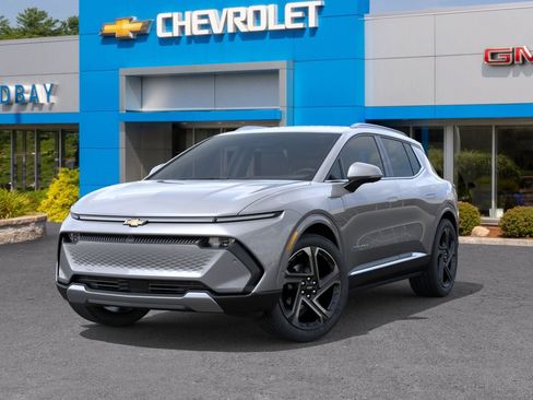 New 2025 Chevrolet Equinox EV LT w/ Convenience Package II image 6