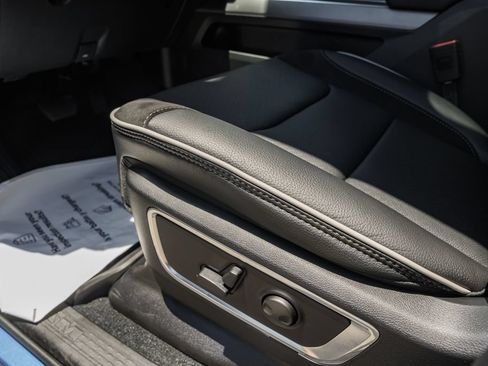 New 2026 RAM 1500 Laramie AWD/4WD image 37