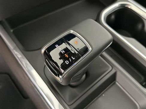 New 2026 GMC Sierra 1500 SLT w/ SLT Premium Plus Package image 30