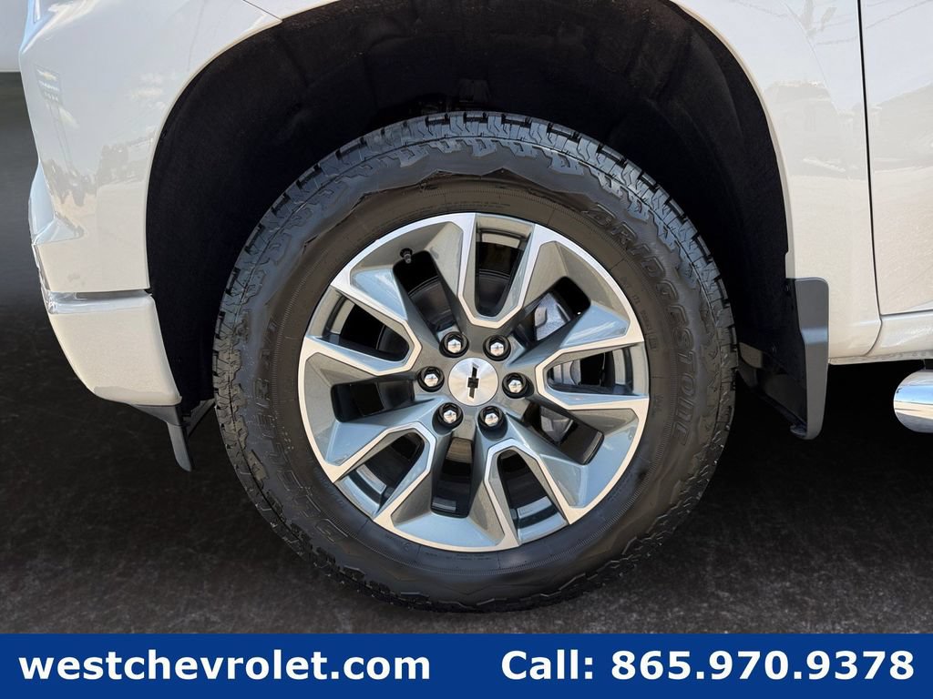 New 2026 Chevrolet Silverado 1500 RST w/ Z71 Off-Road Package AWD/4WD image 9