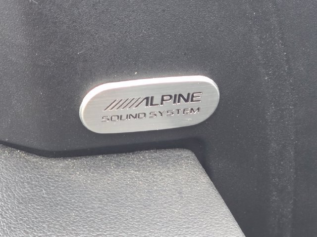Used 2022 Dodge Charger R/T w/ Plus Group RWD image 11