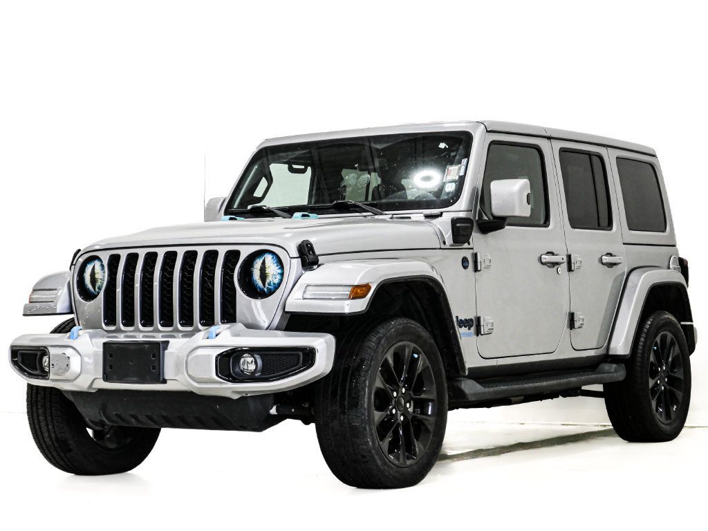 Used 2021 Jeep Wrangler Unlimited Sahara AWD/4WD image 3