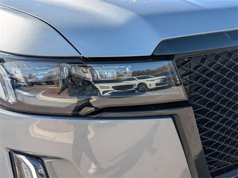 Used 2021 Cadillac Escalade Sport w/ Driver Assist Tech Package image 9