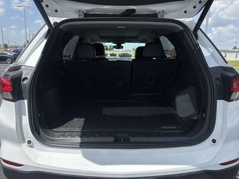 Certified 2022 Chevrolet Equinox Premier AWD/4WD image 24