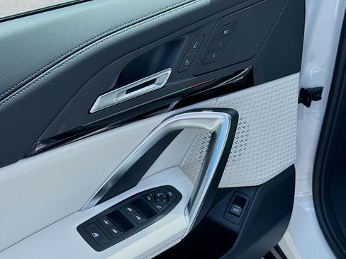 New 2026 BMW X1 xDrive28i w/ Technology Package AWD/4WD image 22