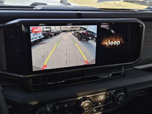 New 2026 Jeep Wrangler Unlimited Rubicon image 18