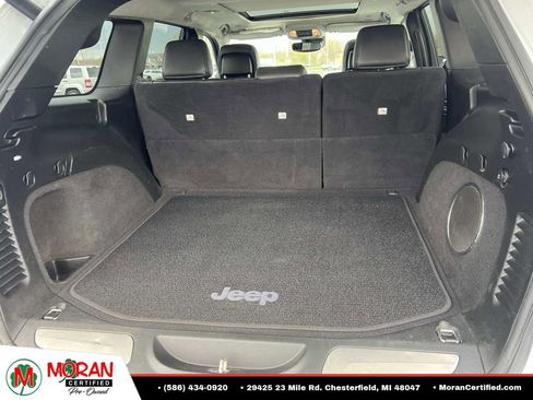 Used 2020 Jeep Grand Cherokee Summit AWD/4WD image 11