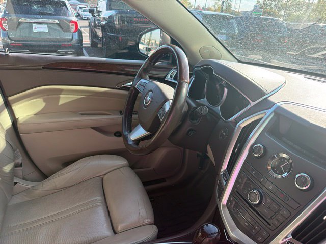 Used 2011 Cadillac SRX Luxury FWD image 17