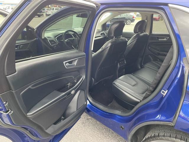 Used 2015 Ford Edge Titanium w/ Equipment Group 302A AWD/4WD image 21