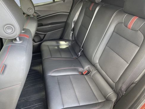 Used 2024 Chevrolet Trax RS w/ Sunroof Package FWD image 27