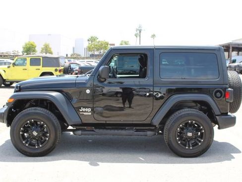 Used 2020 Jeep Wrangler Sport AWD/4WD image 7