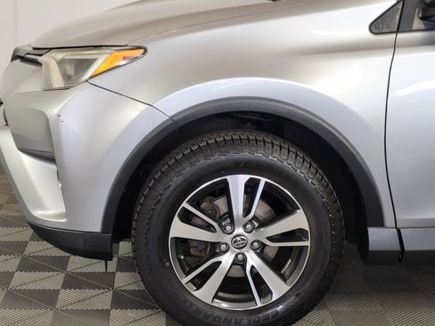 Used 2017 Toyota RAV4 XLE image 9