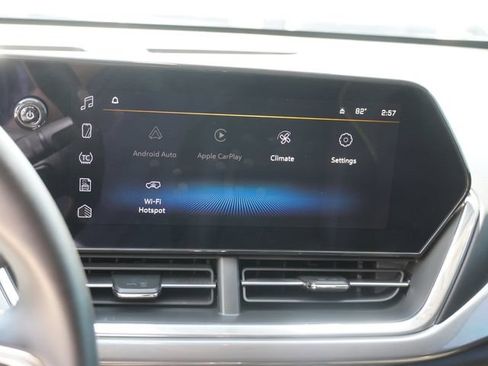 Used 2024 Chevrolet Trax ACTIV w/ Sunroof Package FWD image 23