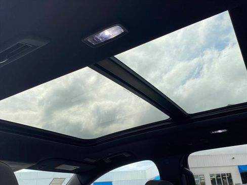 New 2026 Chevrolet Traverse LT w/ Sun and Wheel Package image 21