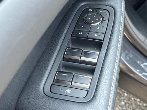 Used 2024 Lexus RX 350 FWD w/ Technology Package image 30