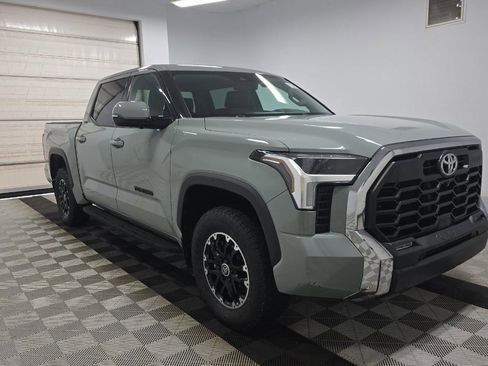 Used 2022 Toyota Tundra SR5 image 3