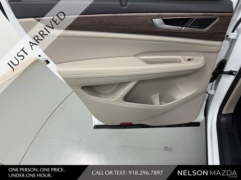 Used 2024 Volkswagen Atlas SEL Premium R-Line AWD/4WD image 37