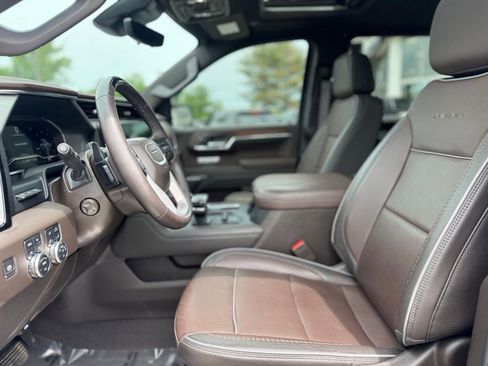 Used 2024 GMC Sierra 1500 Denali AWD/4WD image 15