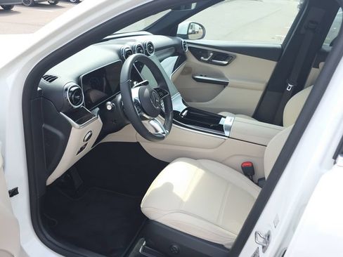 Certified 2026 Mercedes-Benz GLC 300 image 21