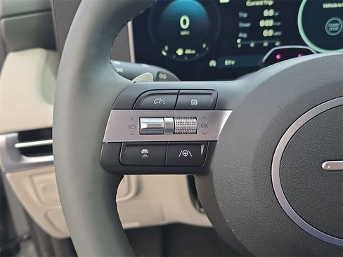 New 2026 Hyundai Tucson Limited image 24