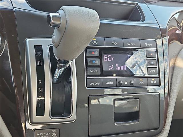 Used 2014 Nissan Quest SV FWD image 11
