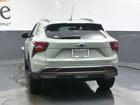 New 2026 Chevrolet Trax ACTIV w/ Driver Confidence Package image 13