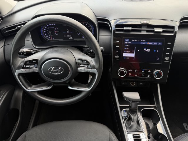 Used 2023 Hyundai Tucson SE FWD image 12