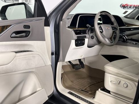Used 2021 Cadillac Escalade ESV Premium Luxury Platinum image 20