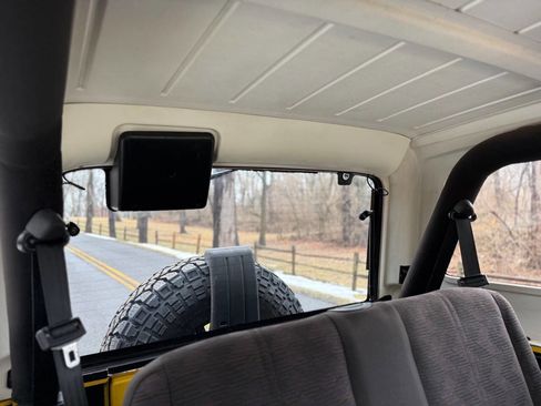Used 2004 Jeep Wrangler 4WD image 47