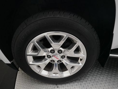 Used 2015 GMC Yukon XL SLE w/ Convenience Package AWD/4WD image 28